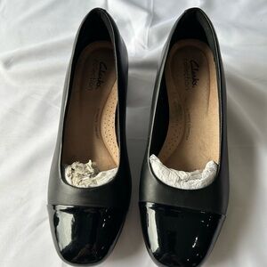Clarks Marilyn Sara Pumps Size 7W